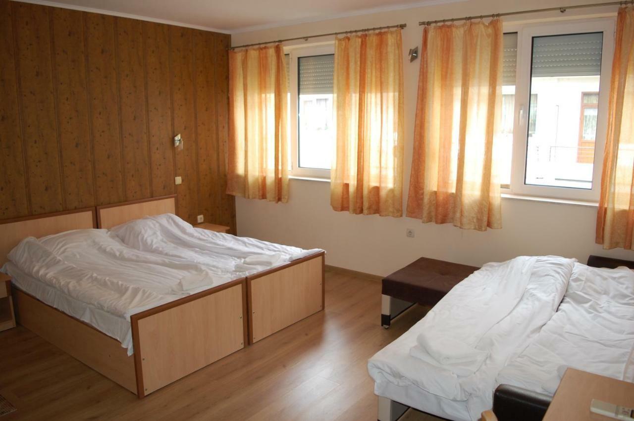 Hotel Vitosha Трявна Экстерьер фото